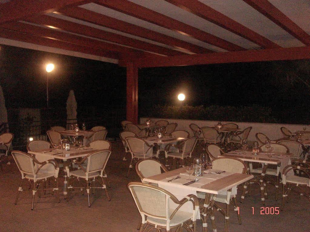 Hotel Paistos Paestum Buitenkant foto